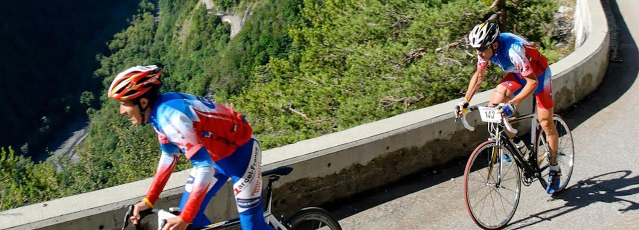 Chalet La Cachette Cyclists & Skiers Le Bourg-dʼOisans Екстериор снимка