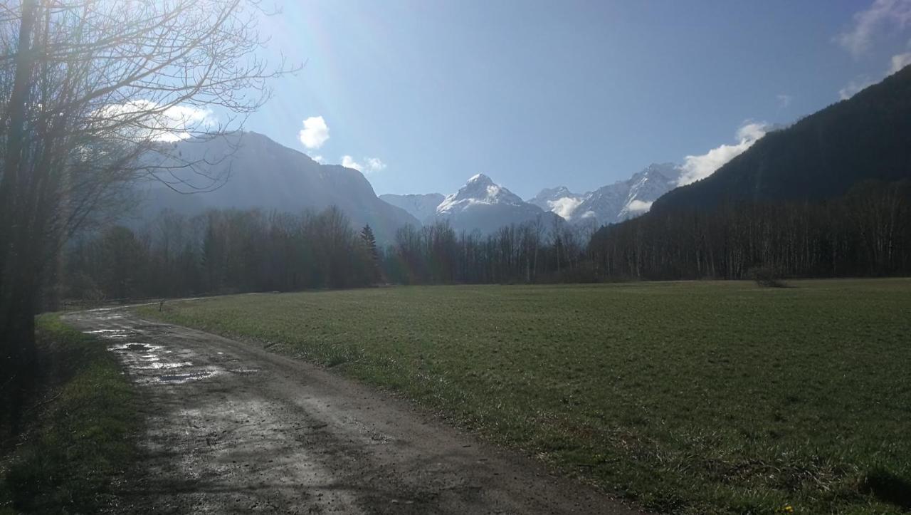 Chalet La Cachette Cyclists & Skiers Le Bourg-dʼOisans Екстериор снимка