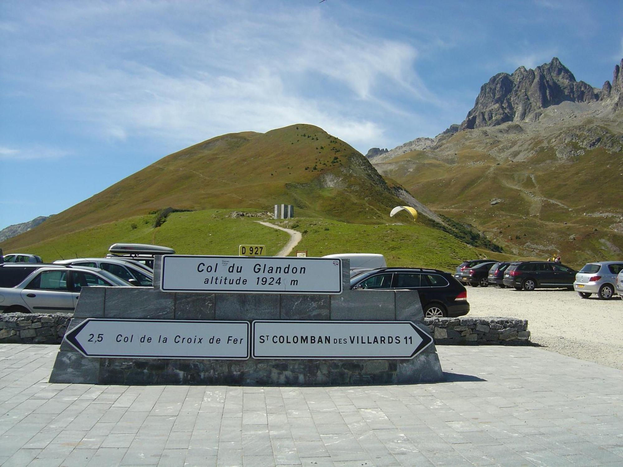 Chalet La Cachette Cyclists & Skiers Le Bourg-dʼOisans Екстериор снимка